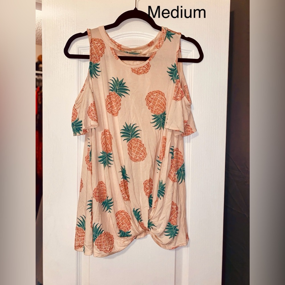 Pineapple Print Cold Shoulder Top
